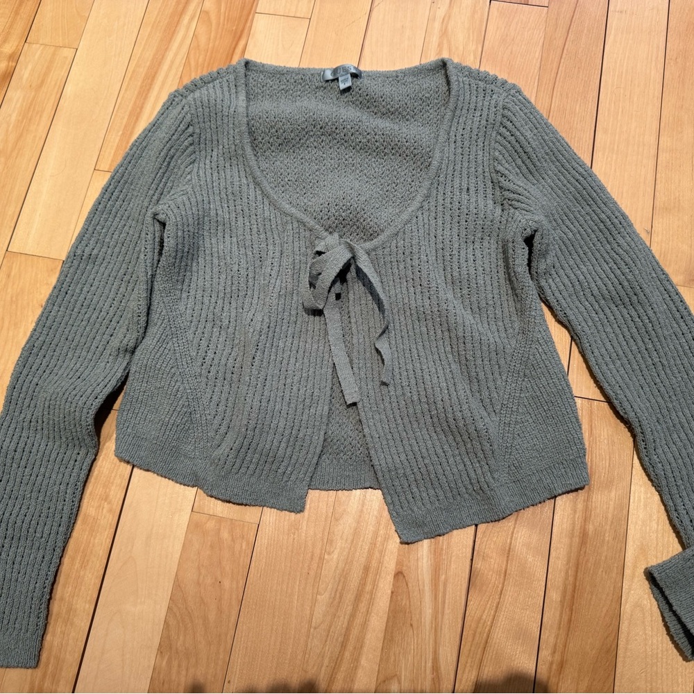 Women's Gray Knit Sweater